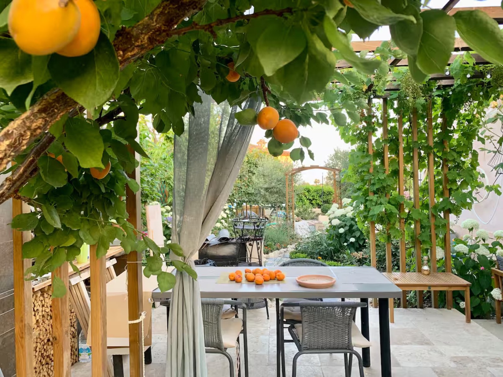 Intimate garden setting for couples' anniversary celebration