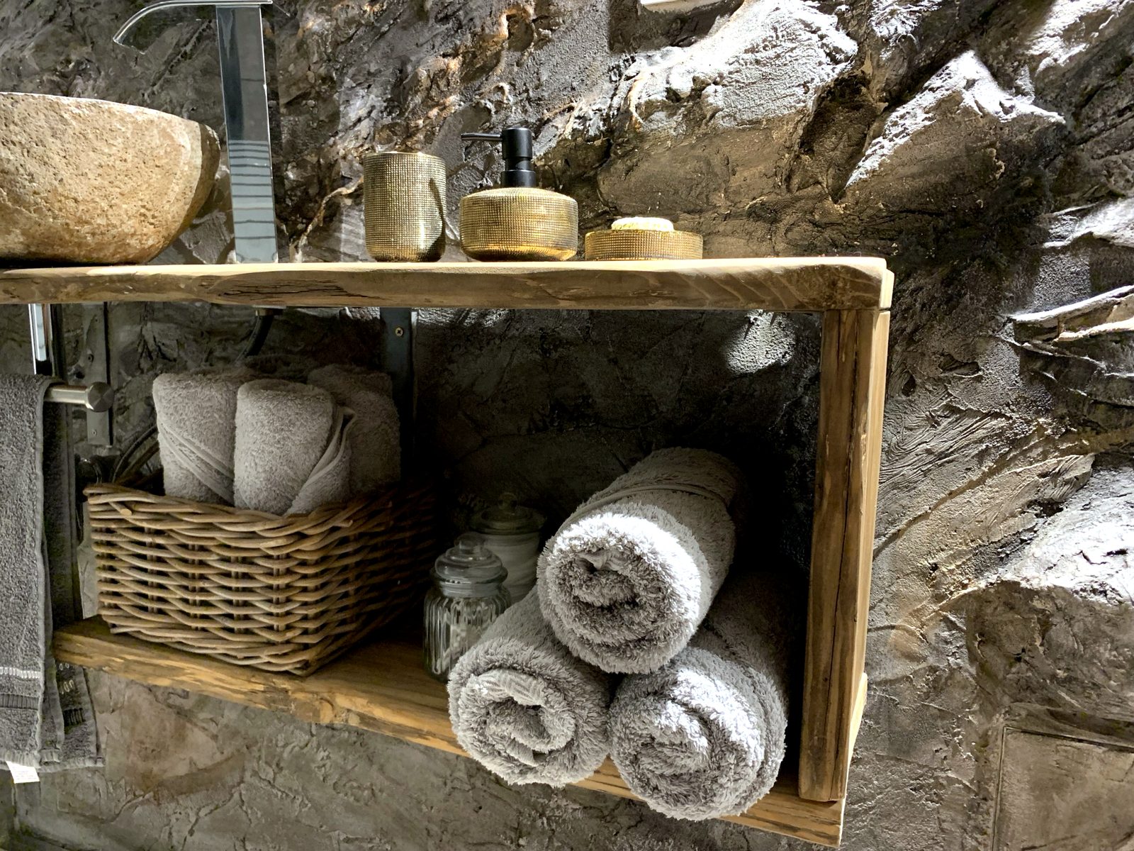 Bathroom at Villa Augflor