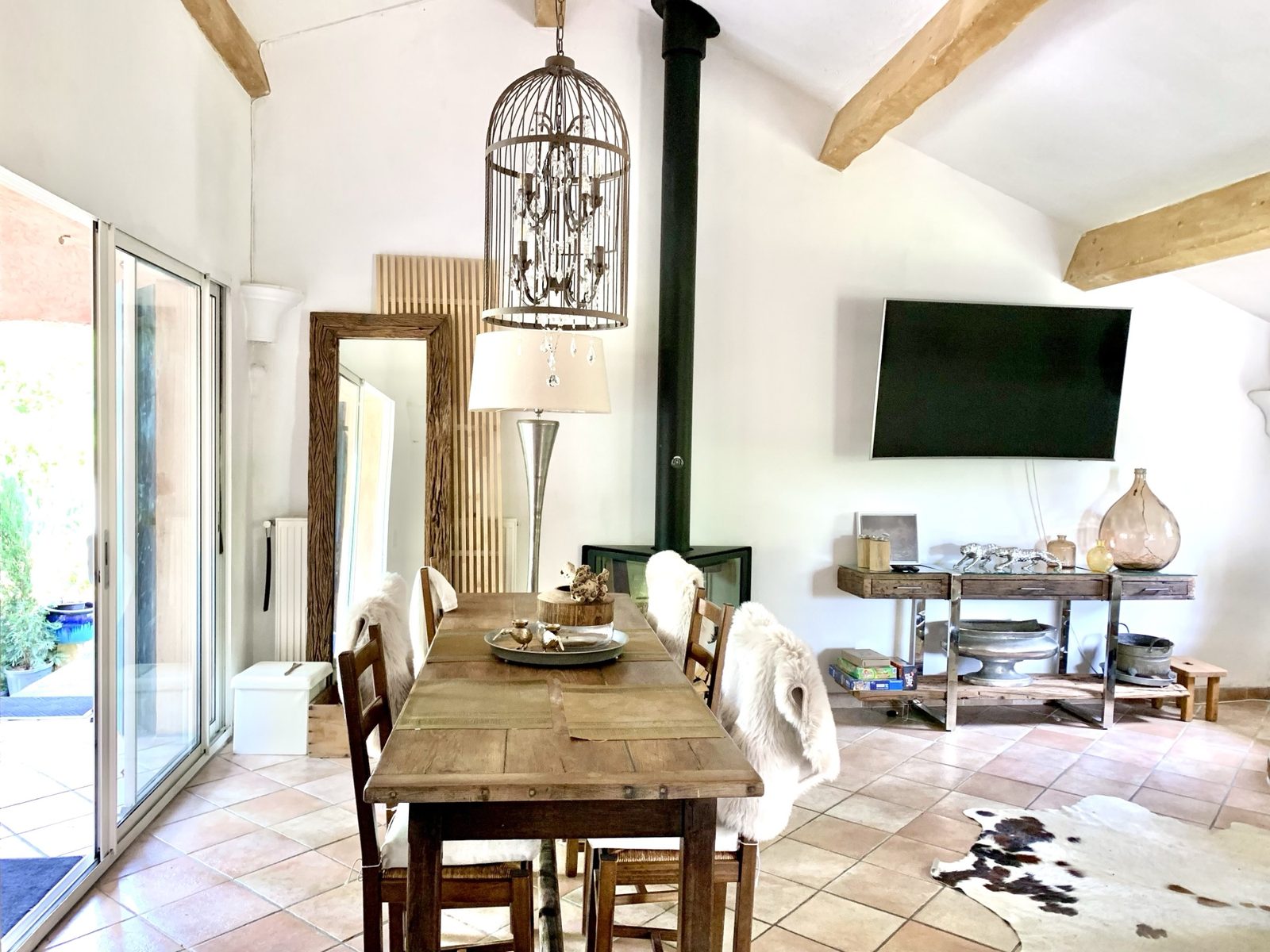 Living room at Villa Augflor, French Riviera