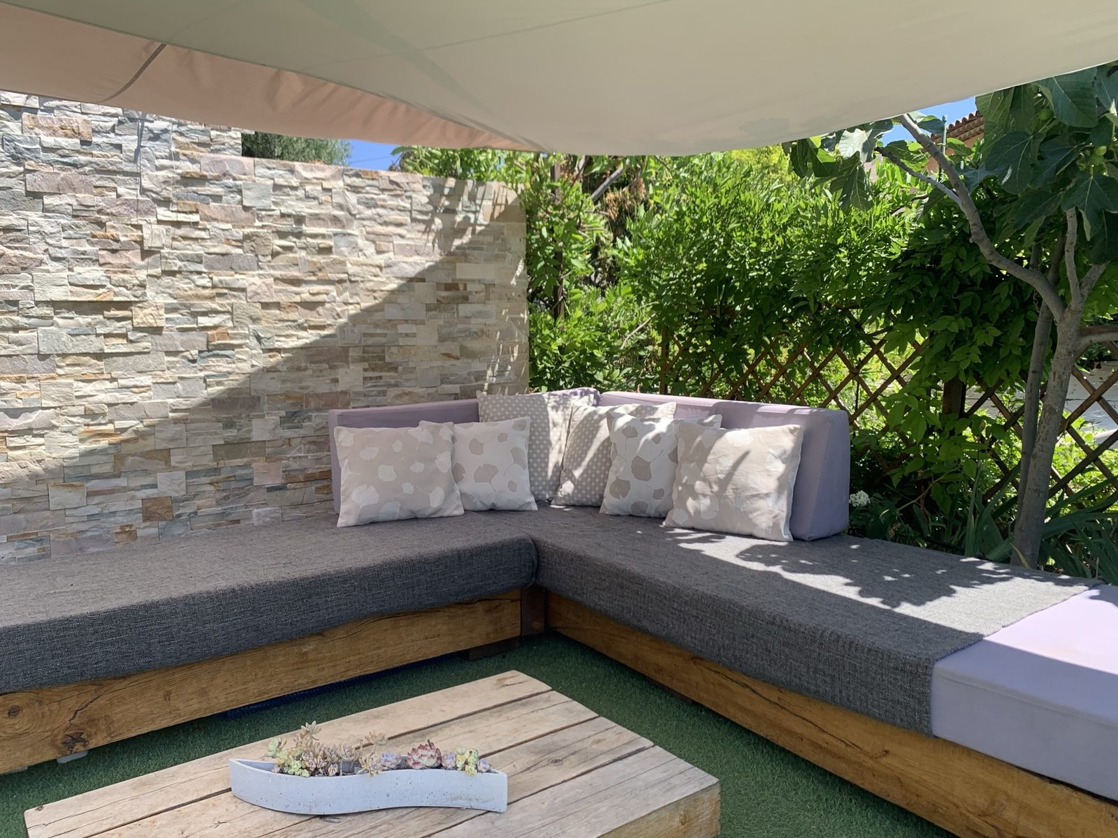 Villa Augflor private pool and garden, Cagnes-sur-Mer