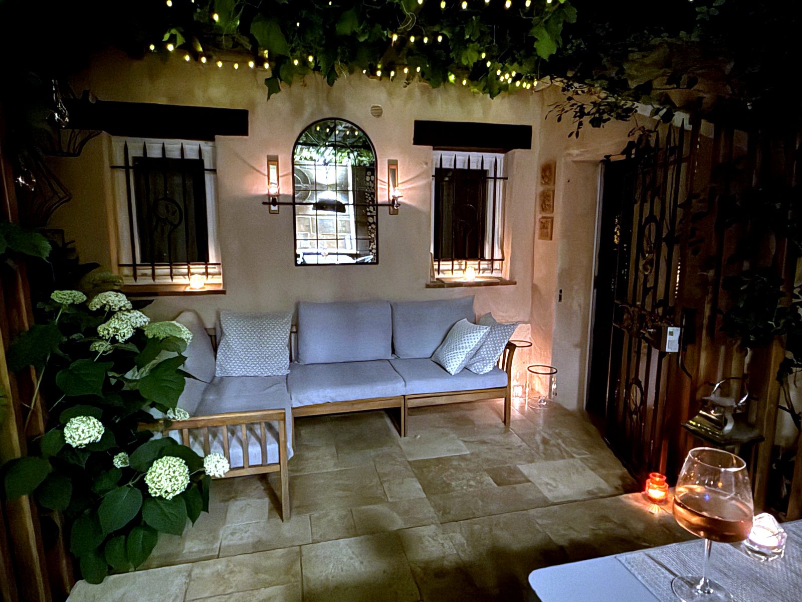 Villa Augflor private pool and garden, Cagnes-sur-Mer