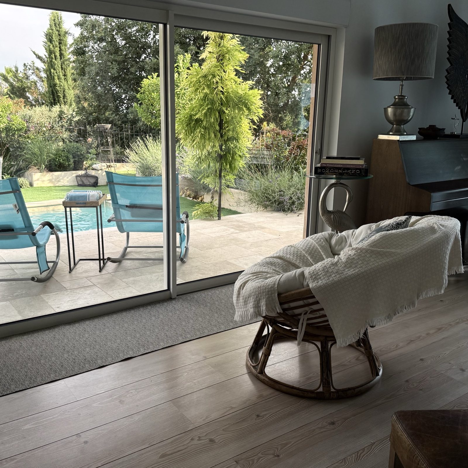 Garden room at Villa Augflor with pool access