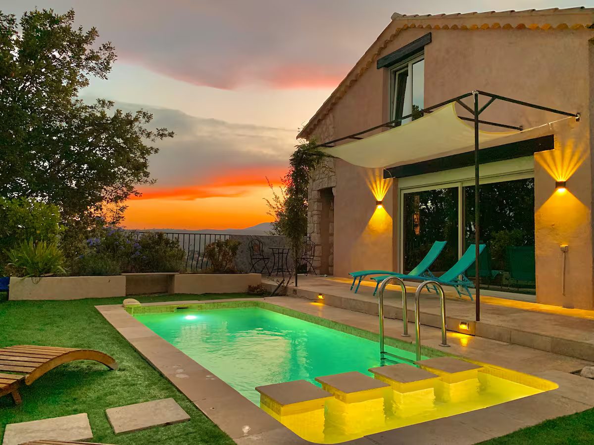 Sunset at Villa Augflor private pool, Cagnes-sur-Mer